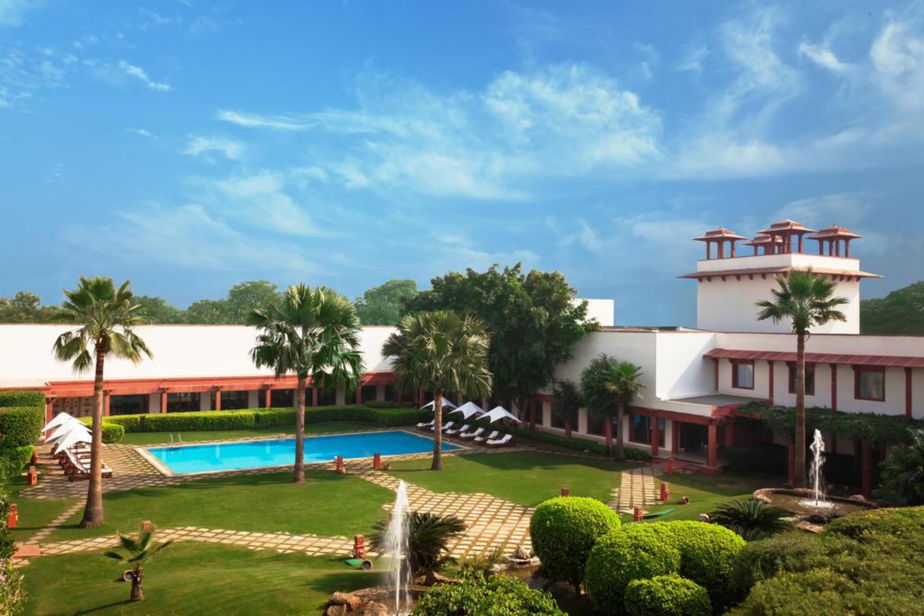 Trident Agra Hotel Agra  Ngoại thất bức ảnh The Imperial, New Delhi