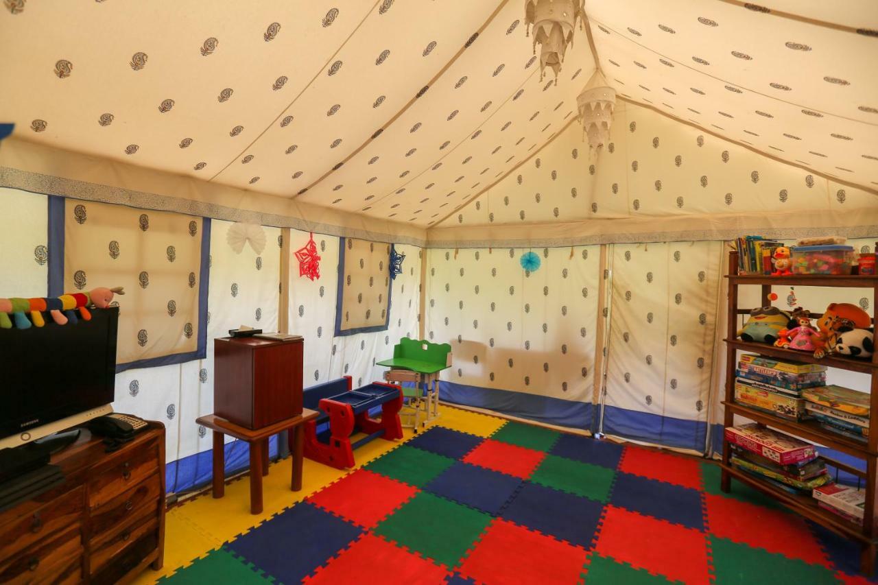 Trident Agra Hotel Agra  Ngoại thất bức ảnh The Children's Centre
